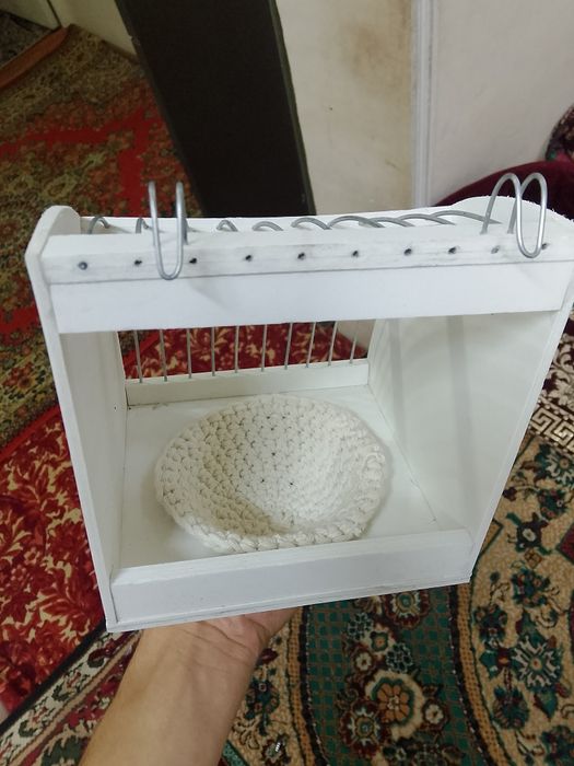 Qushlar uchun qafas Gnezdo Sadoklar