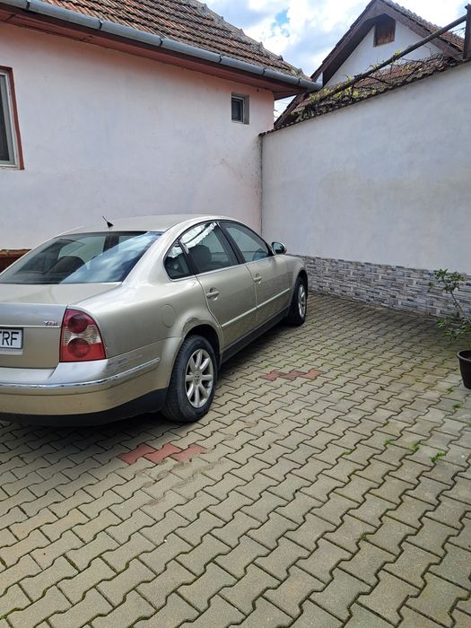 Volkswagen Passat 1.9 TDI 6 trepte de viteza