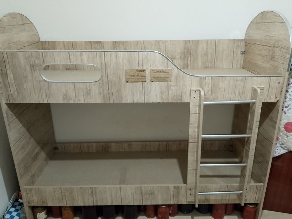 Bolalar uchun divan 2 qavatli