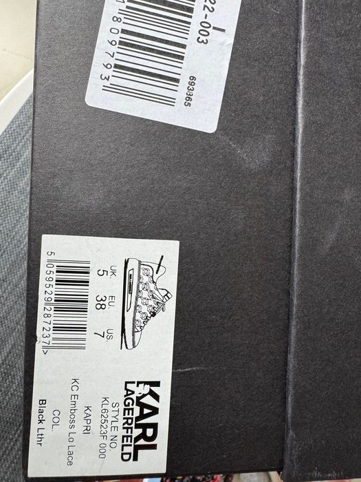 Оригинални обувки Karl Lagerfeld