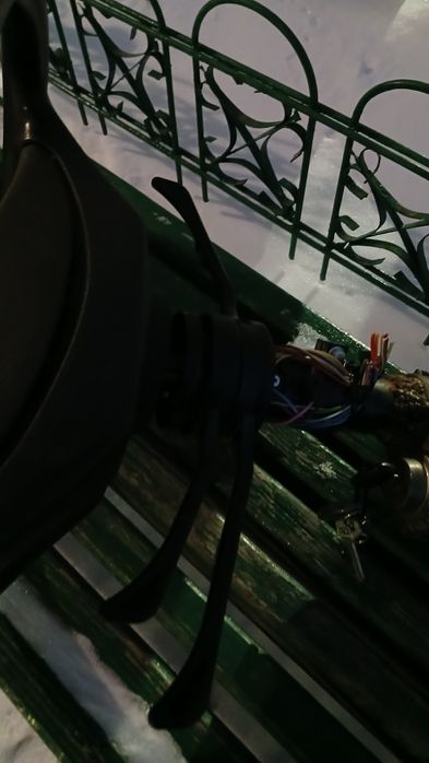 Руль от нивы  продам