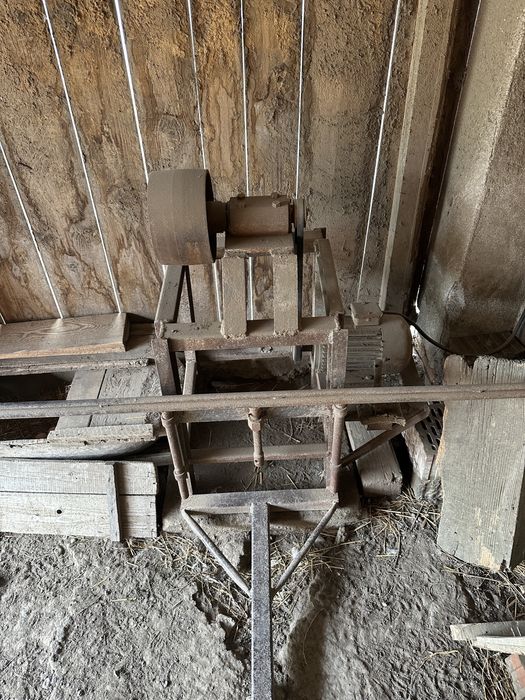 Mașina de șlefuit industriala