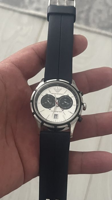 EMPORIO ARMANI -AR-0532   Работещ часовник без забележки   Идеален