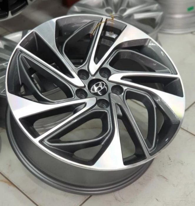 Новые авто диски R18 Hyundai Kia