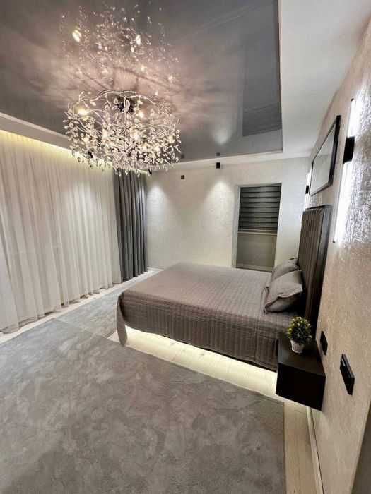 • Паркентский • ЖК Oq Saroy •2-комн • 65м2 • этаж 2/8 [AL016]