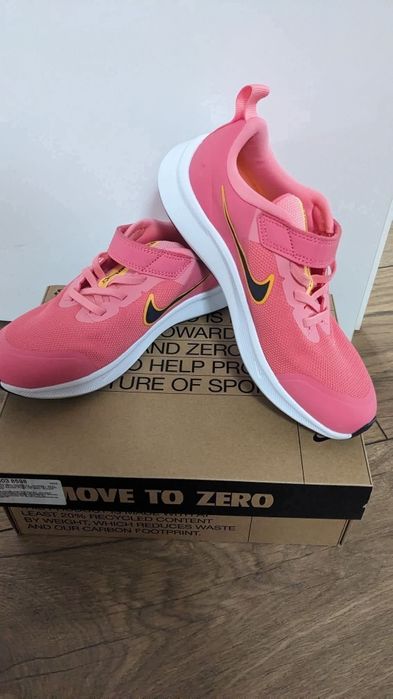 Adidași Nike star runner 3, mărimea 34.