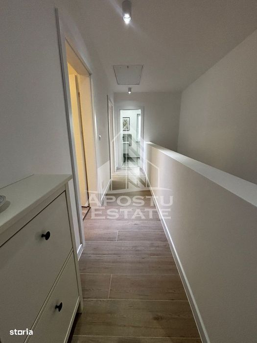 Apartament cu 3 camere,loc de parcare, prima inchiriere, Dumbravita