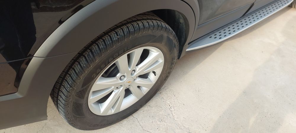 Чёрный Captiva 4.  2018  2.4