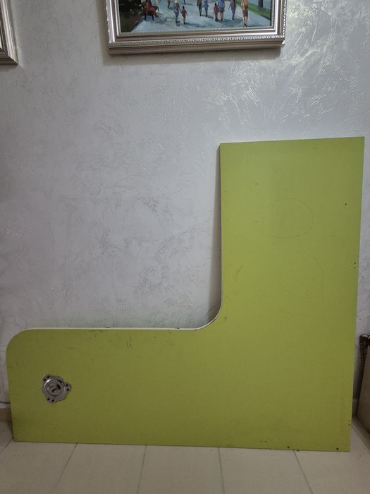 Продаю уголок школьника