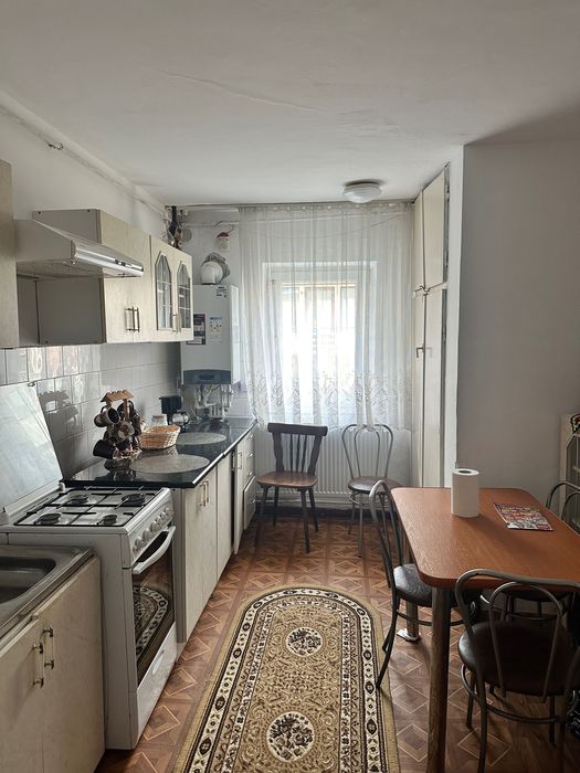 Apartament  de Vânzare  – 45.000 € | LUPENI, BĂRBĂTENI – B-DUL PĂCII