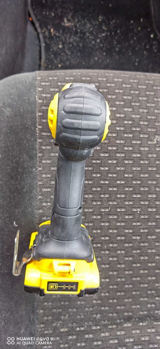 Винтоверт Dewalt, нов от САЩ, комплект с пушка Spit Pulsa p800