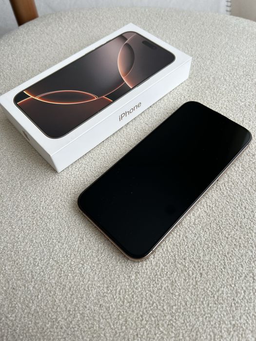 iPhone 16 Pro Max 512 Gb. С гарантией .