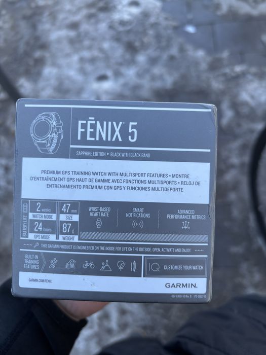 Часы Garmin fenix 5s