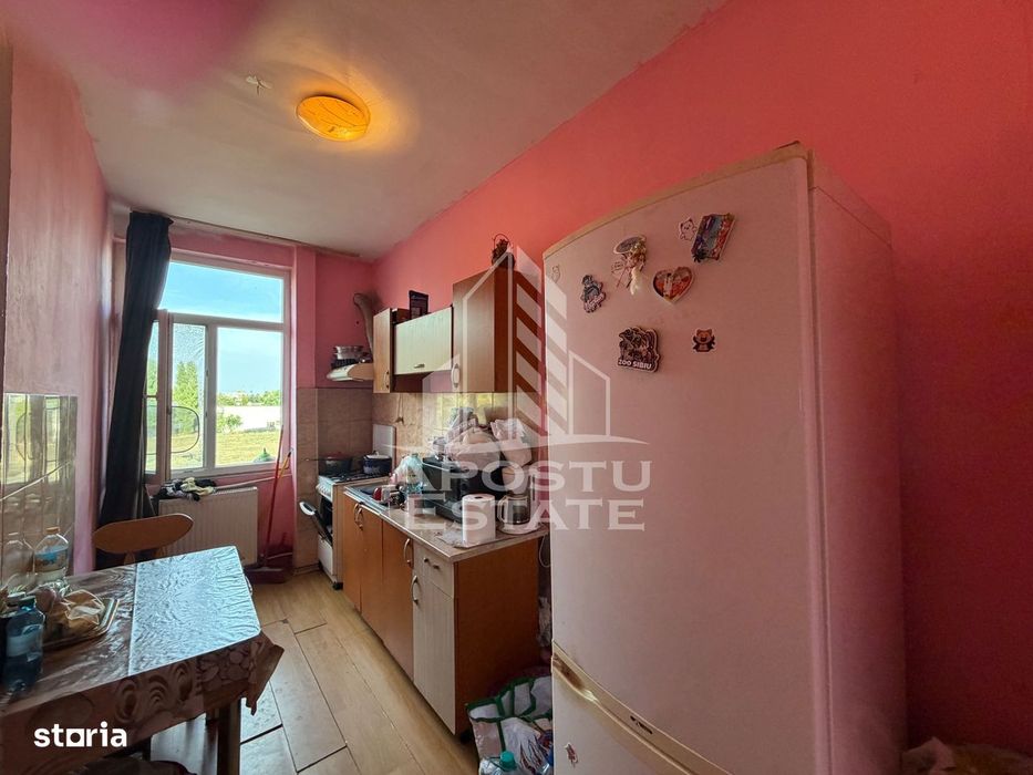 Apartament cu 1 camera de vanzare , etaj intermediar, Blascovici