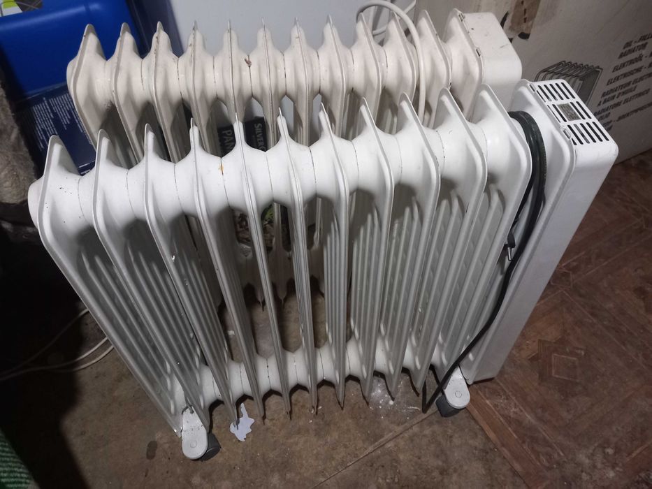 Продавам електрически радиатори SELFA и Тропик Цената е за брой