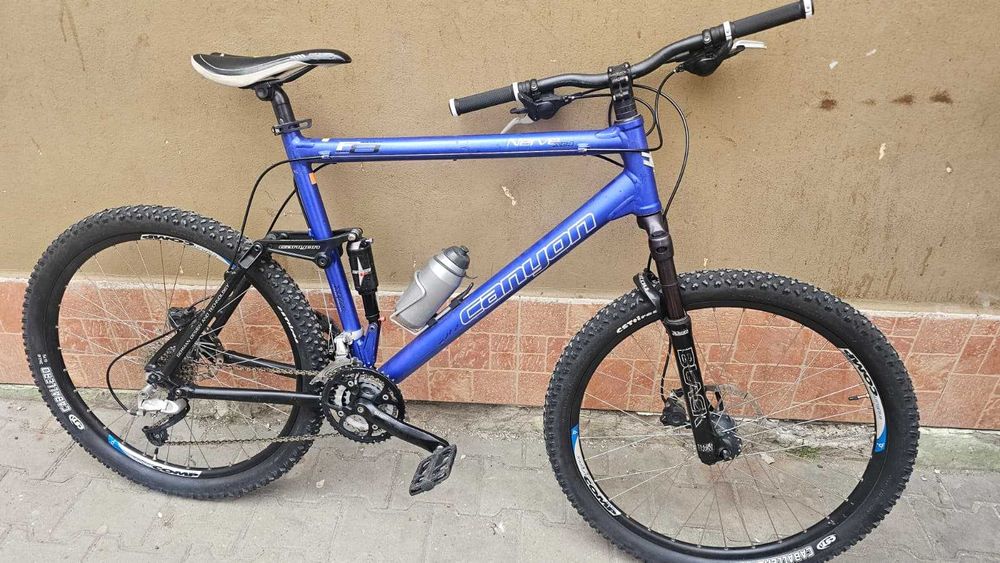 Bicicleta Full-Suspenion cu disc si frane hidraulice 26-29" Inch