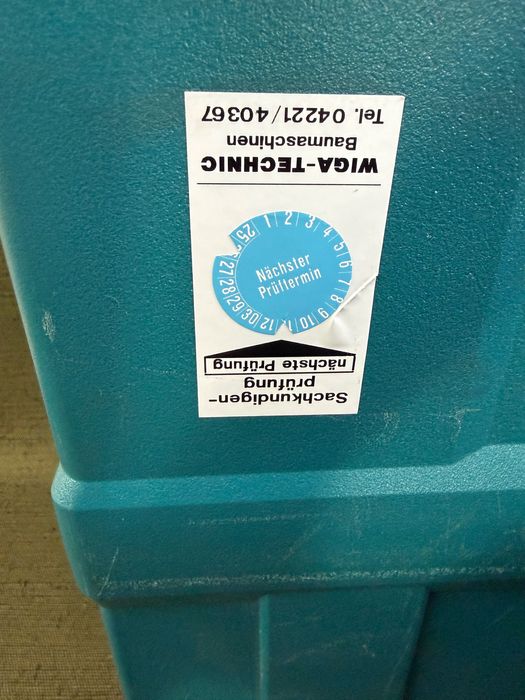 Makita HM1213C – професионален къртач SDS-Max AVT – чисто нов