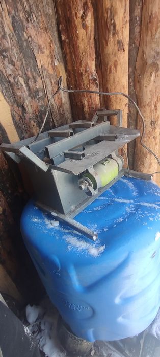 Станок для пескоблоков, шлакоблоков