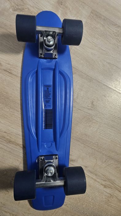 Penyboard rosu . Si albastru