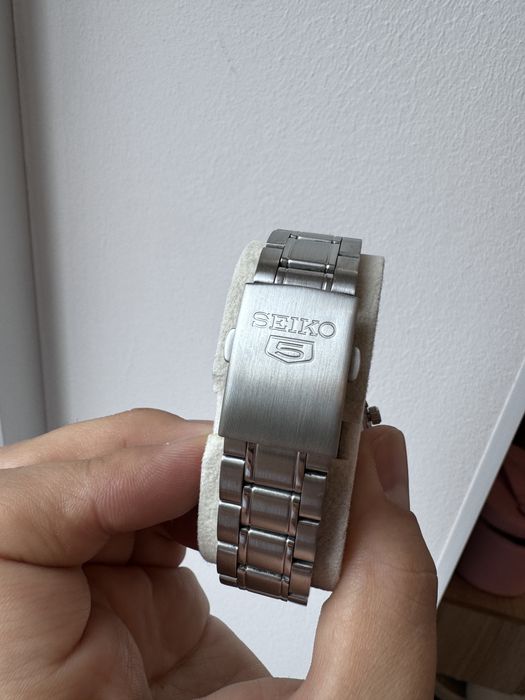 Часы Seiko с сапфировым стеклом