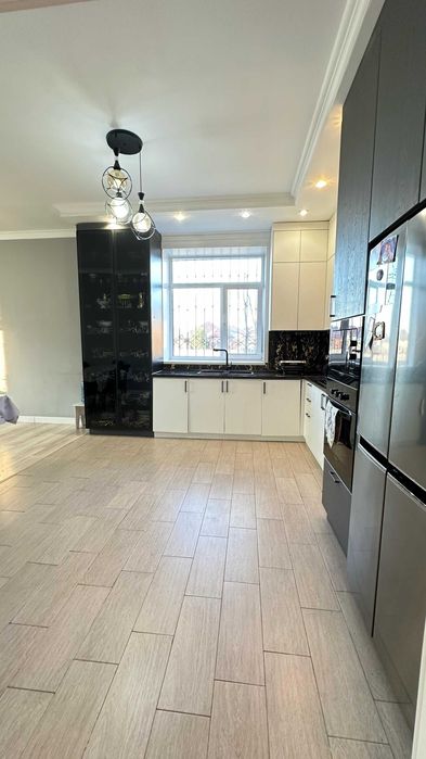 Продам коттедж в Асане