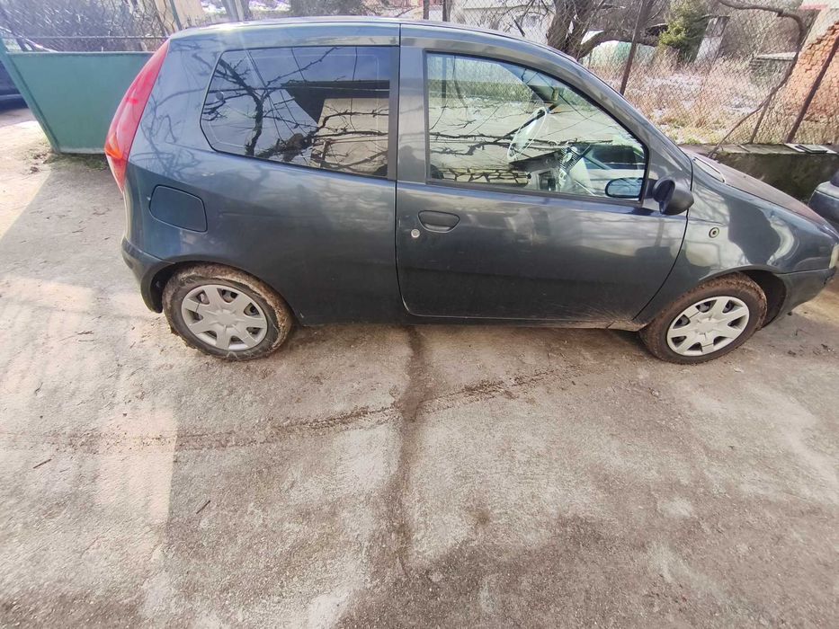 Продавам Fiat Punto
