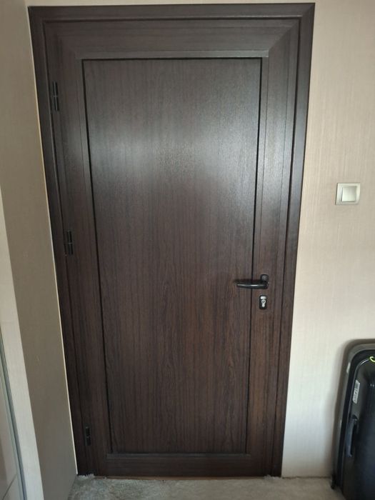 Интериорни врати