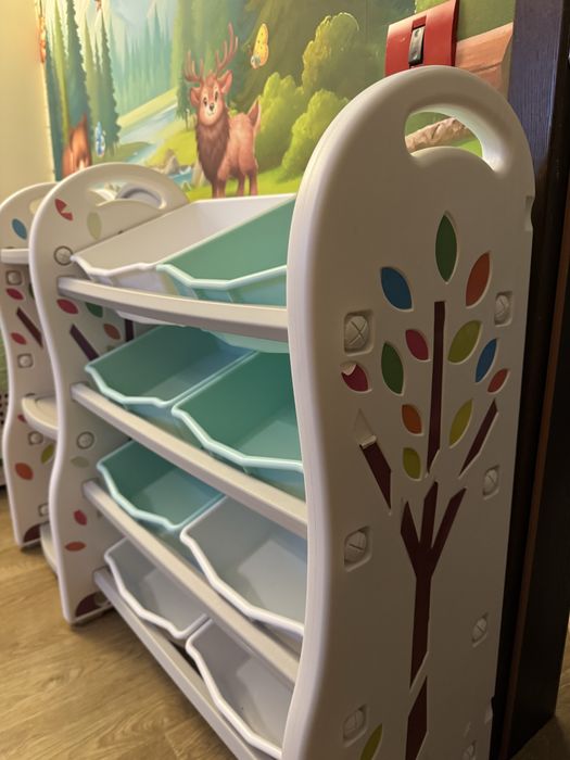 Етажерка за играчки и книжки