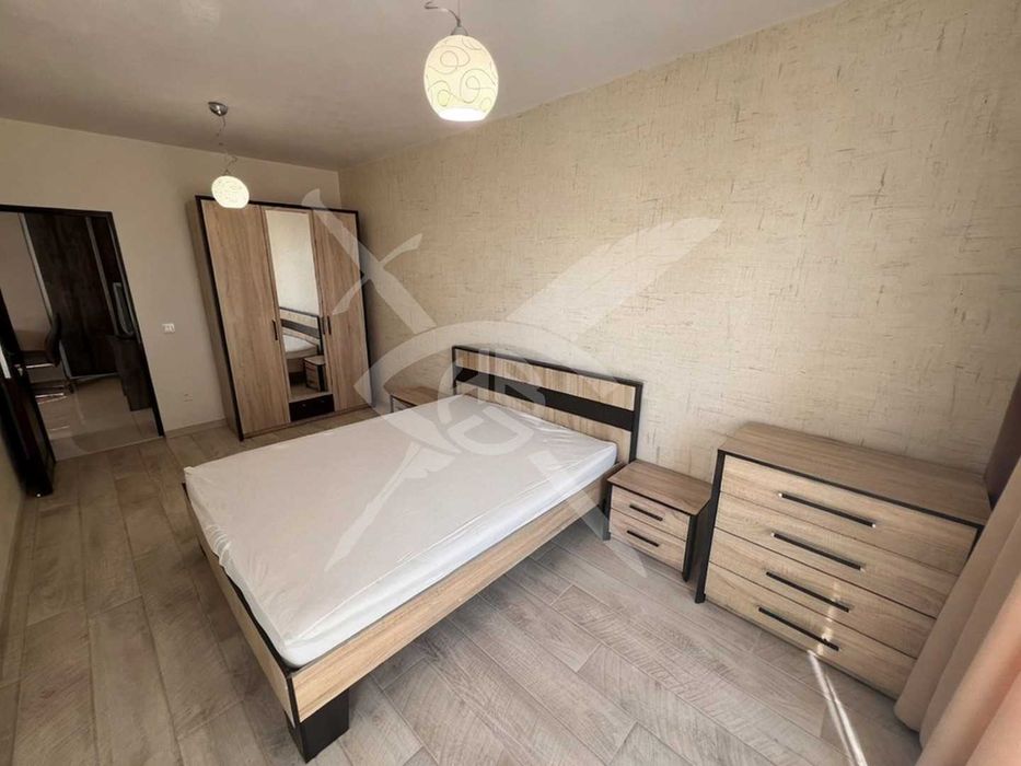 Дава се под наем Тристаен апартамент в София, Военна рампа - 80 кв.м за 718.08 € - Снимка #1