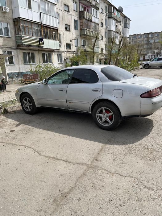 Продам машину  срочно