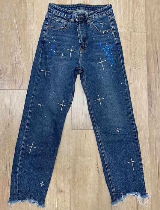 Дънки с камъчета