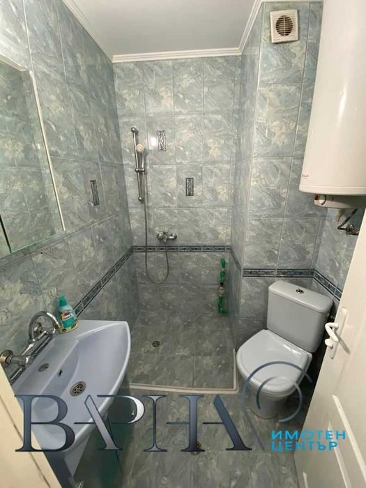 Дава се под наем Двустаен апартамент в Варна, Център - 50 кв.м за 328.95 € - Снимка #14