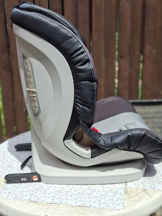 Scaun copil cu Isofix