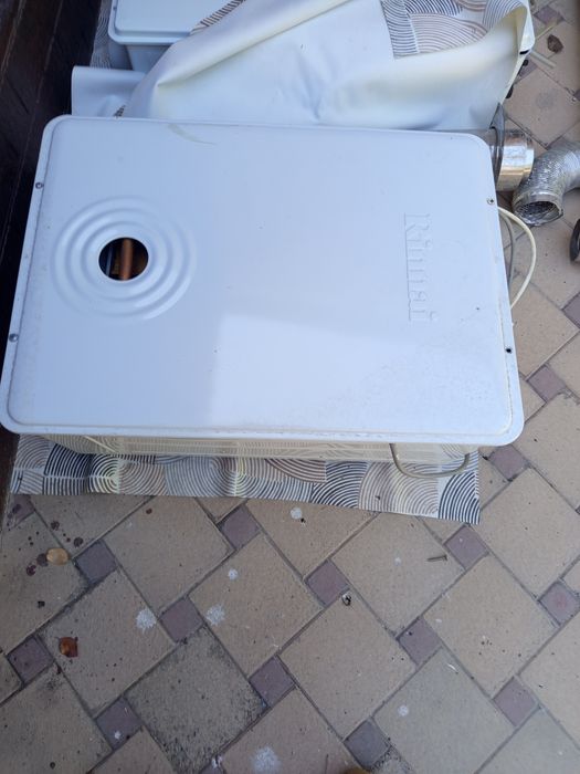 Продается котлы отопления 2шт