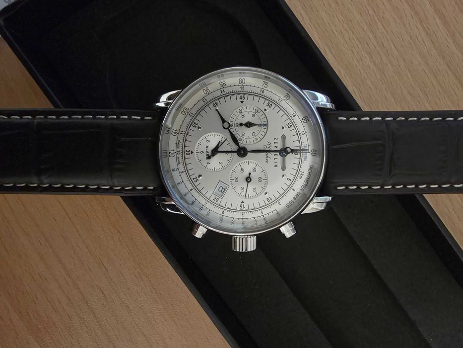 Mondaine Unisex Watch