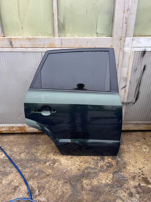 Врата Hyundai Tucson 2006г. 6бр.