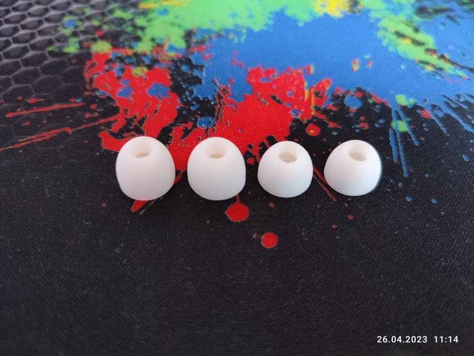 Кейс от Realme Buds Q2s