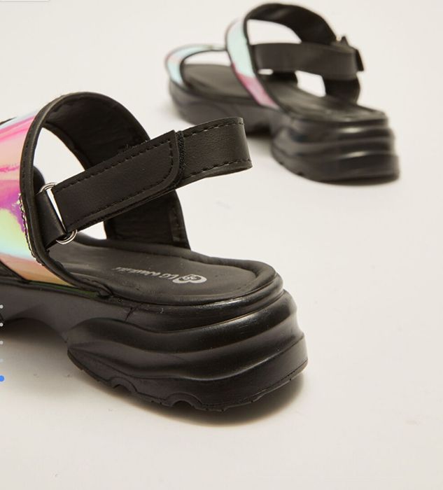 Сандали для девочки