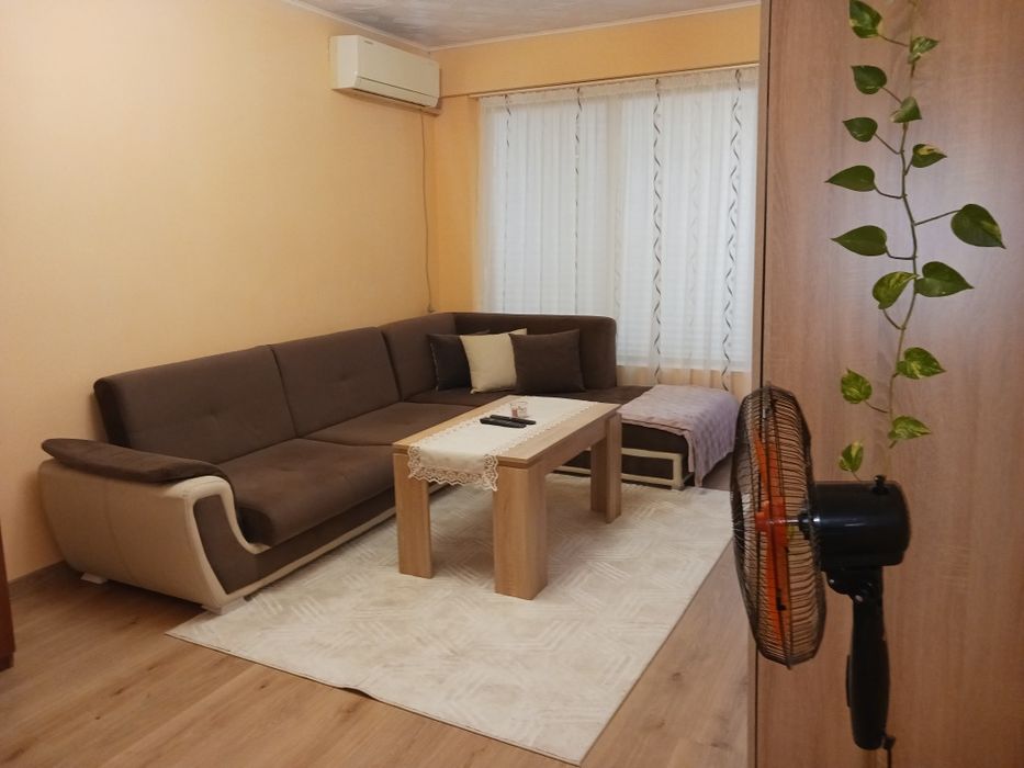 Двустаен апартамент