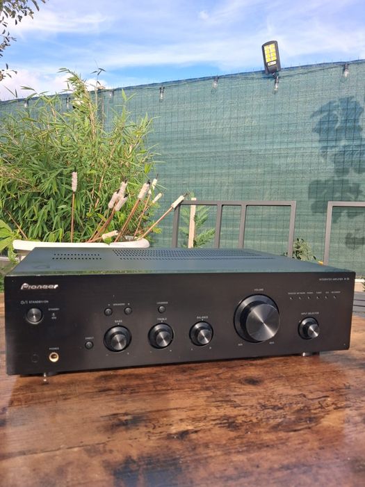 Amplificator Stereo Pioneer a 10 k