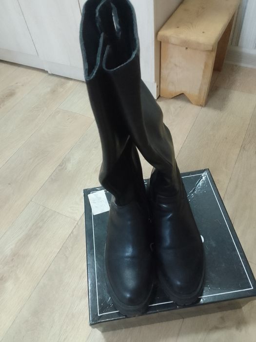 Мода и стиль, женская одежда, зимние сапоги