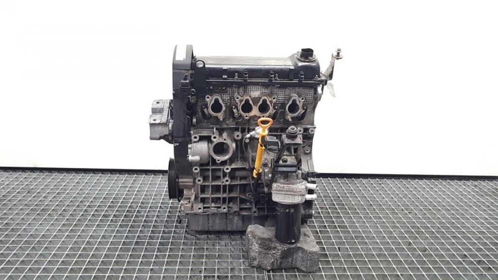 Motor, Skoda Octavia Combi (1U5) 1.6 benz, cod AEH
