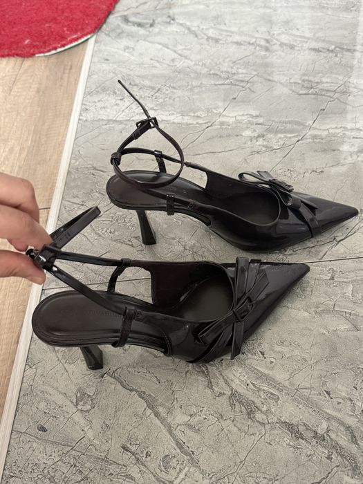 Туфельки Stradivarius
