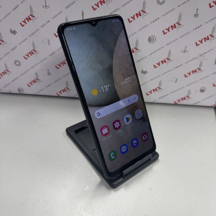 Продам смартфон Samsung A12 3/32gb в отличном состоянии