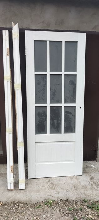 Продам межкомнатную дверь