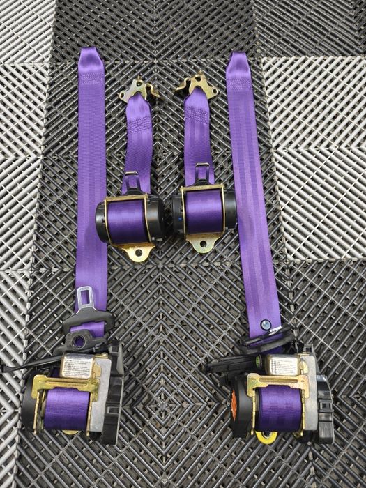 Ремонт на колани. Цветни оригинални предпазни колани!