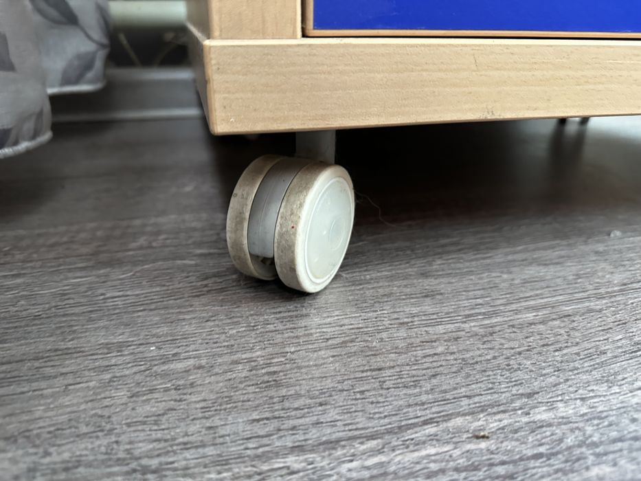 Продам тумбочки для спальни