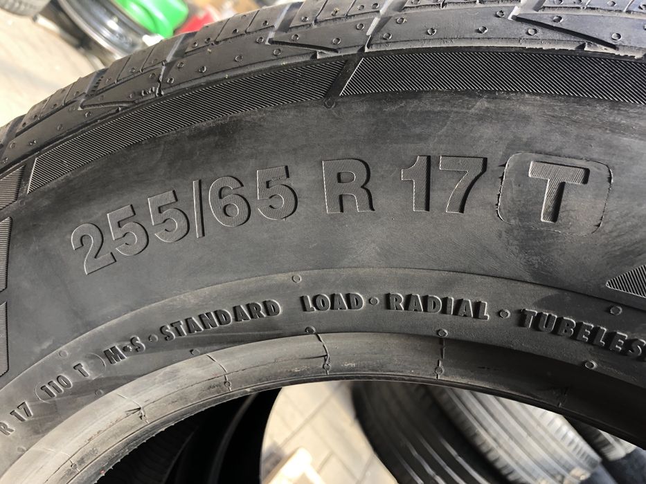 255/65/17 пара шин б/у из Германии