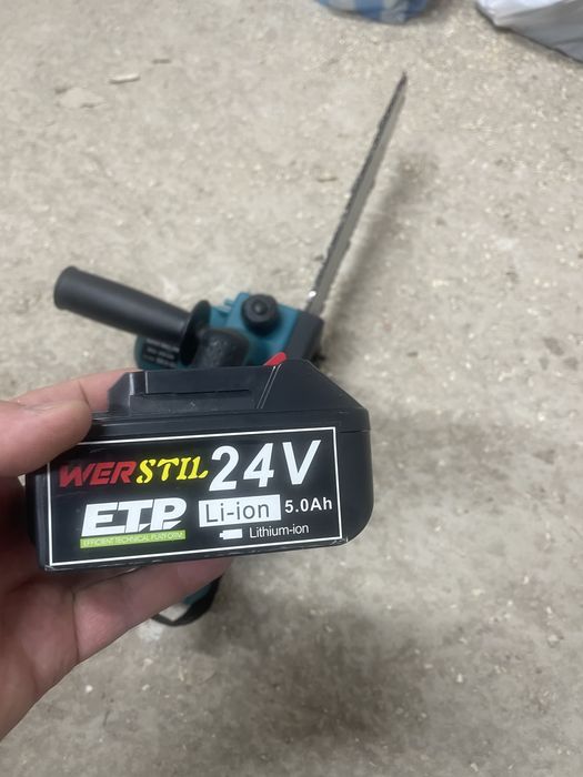 Резачка за дърва на батерии Werstil 30 см дъска