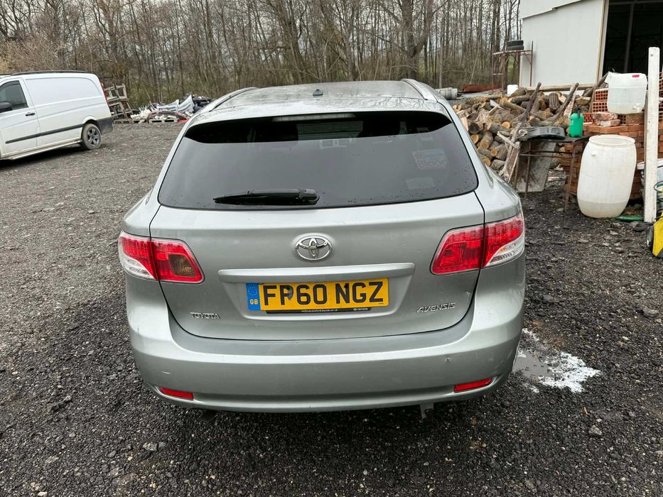 Toyota Avensis 1. 8 Valvematic 147 к с 2010г  НА ЧАСТИ